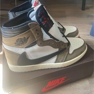 Nike Air Jordan 1 High - Black, White, Brown